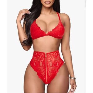 NWT Black lingerie set - size L